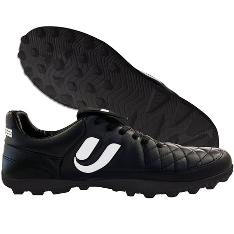 Umpiro Pro black leather referee shoe with white logo, sole view